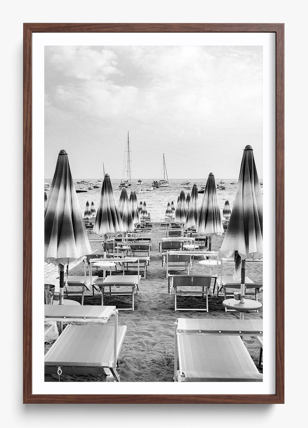 Amalfi O'Clock in a Heritage Walnut frame