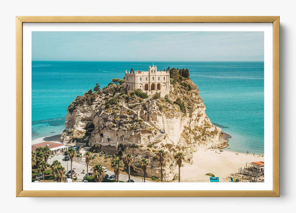 De Santa Maria in a Gold frame