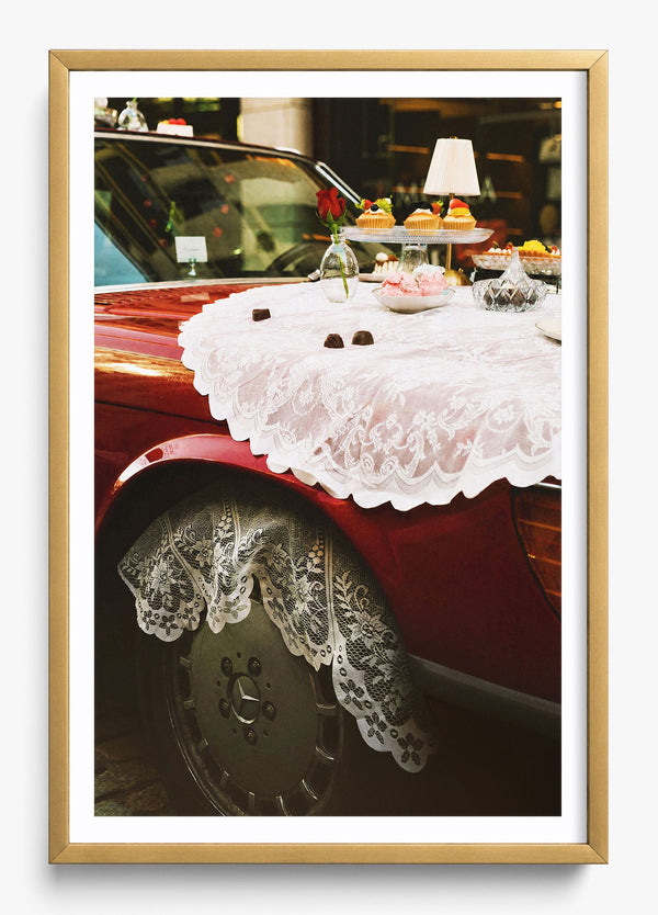 Lace Service in a Gold frame