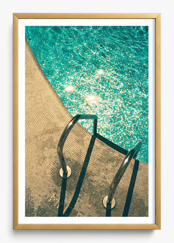 Summer Diamonds in a Gold frame