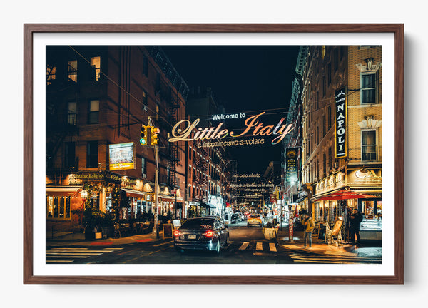 Manhattan Italiano in a Heritage Walnut frame