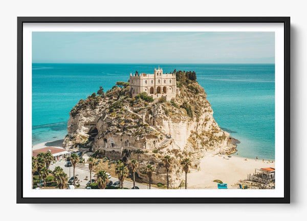 De Santa Maria in a Black frame