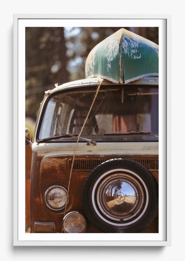Elmer in a White frame