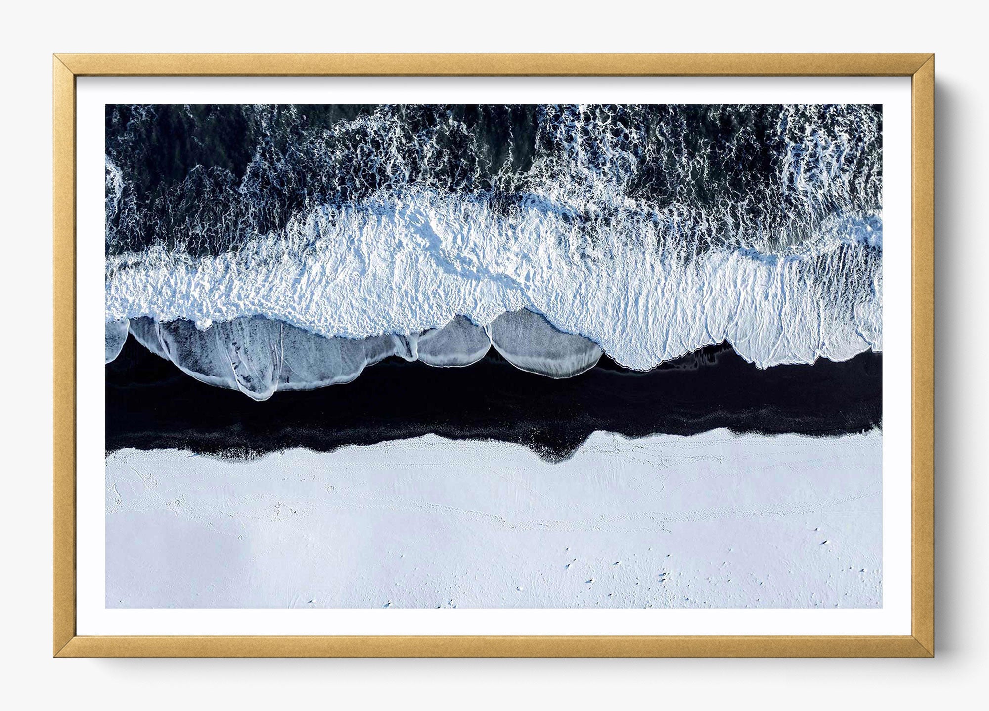Black Sands & Winter Currents