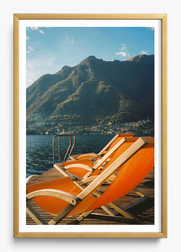 Remotely Close in a Gold frame