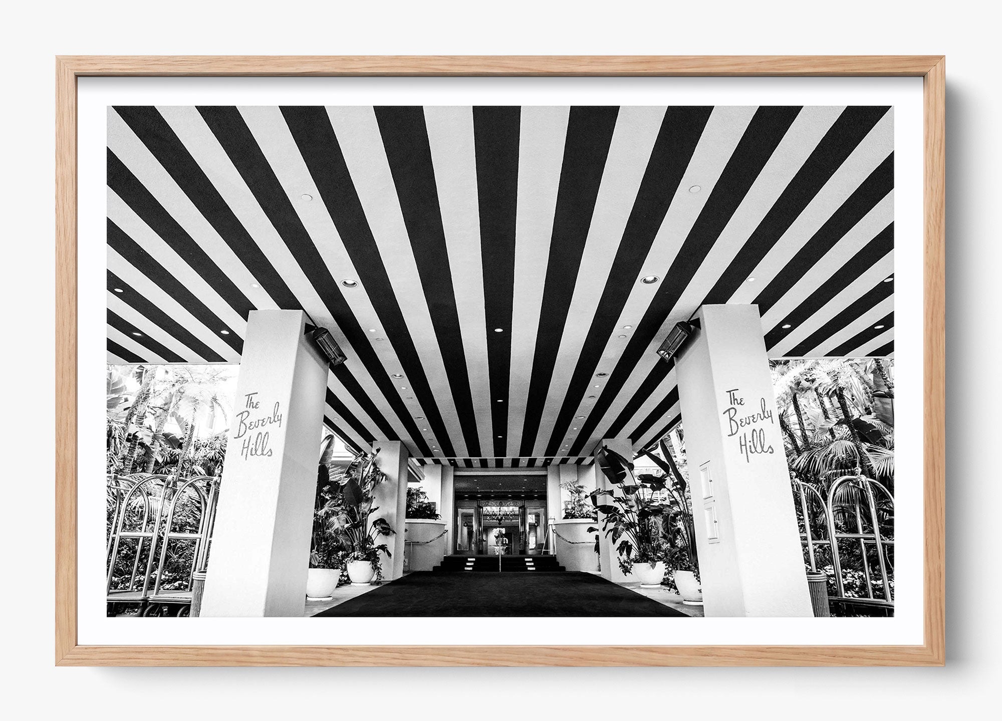 The Beverly Hills Hotel B/W
